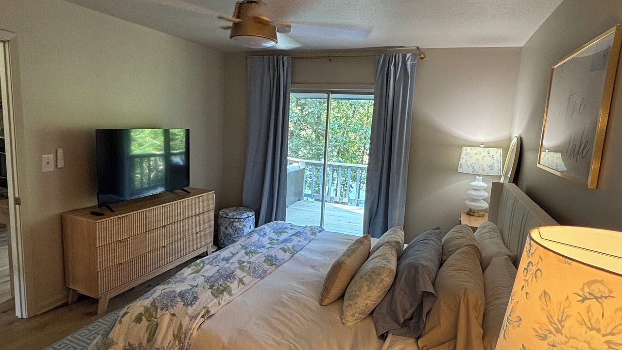 Photo of Bedroom in Cherokee Village