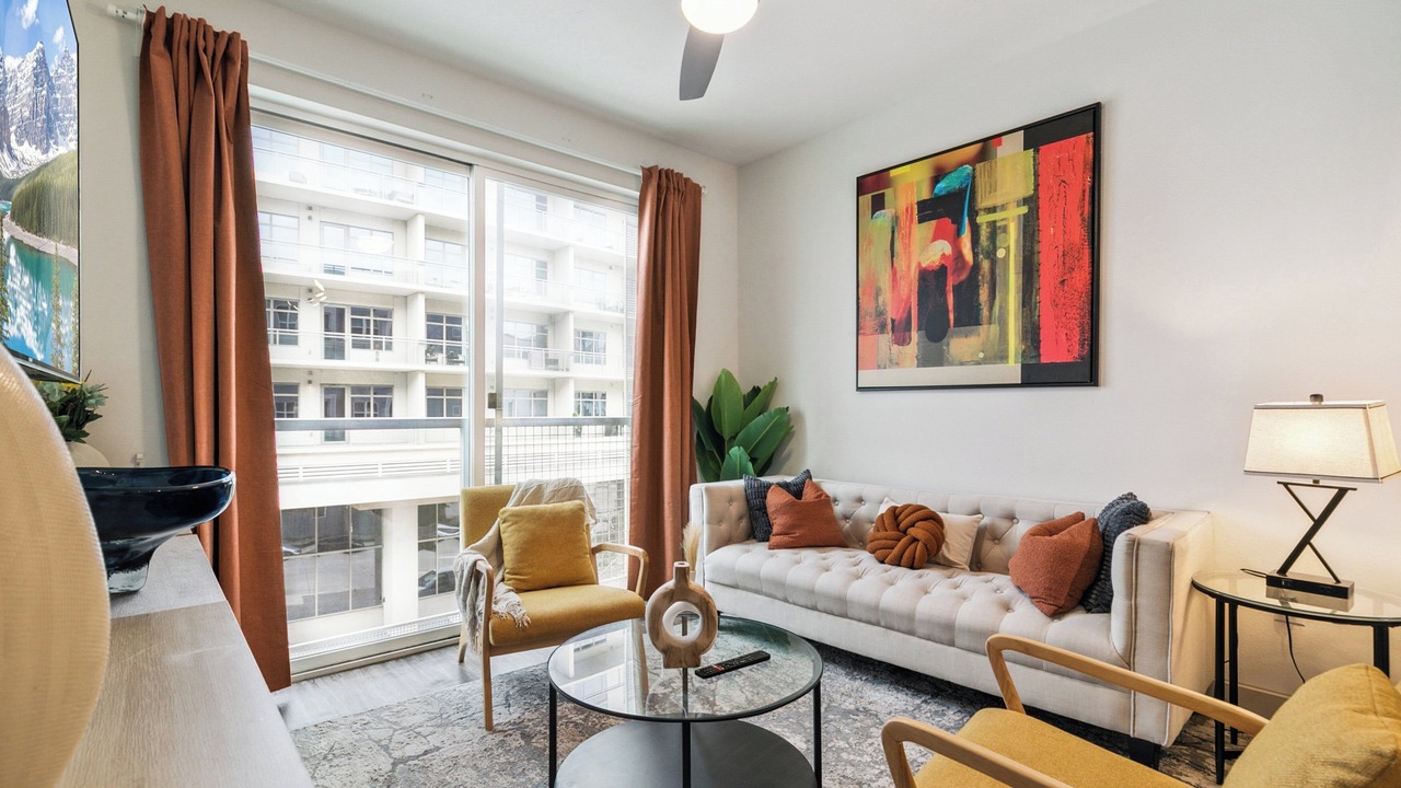 Photo of Livingroom in Legacy Park