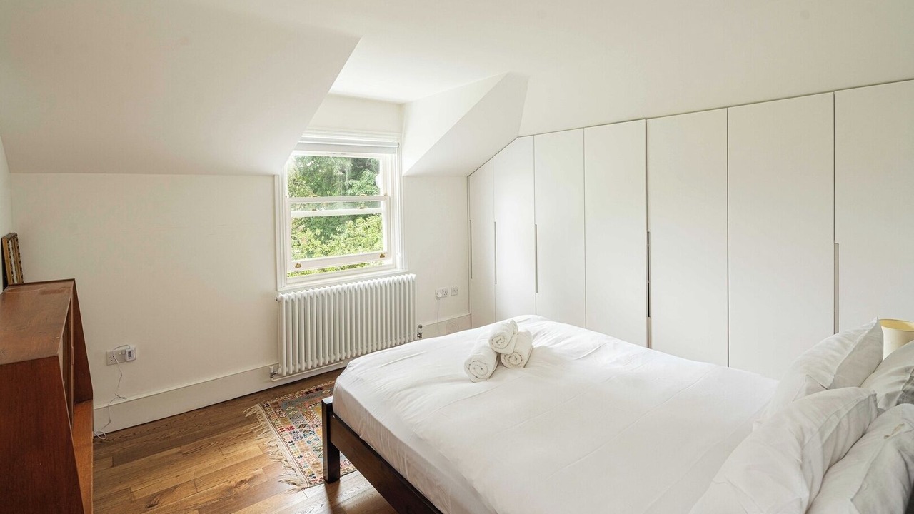 Photo of Bedroom in Hackney Downs
