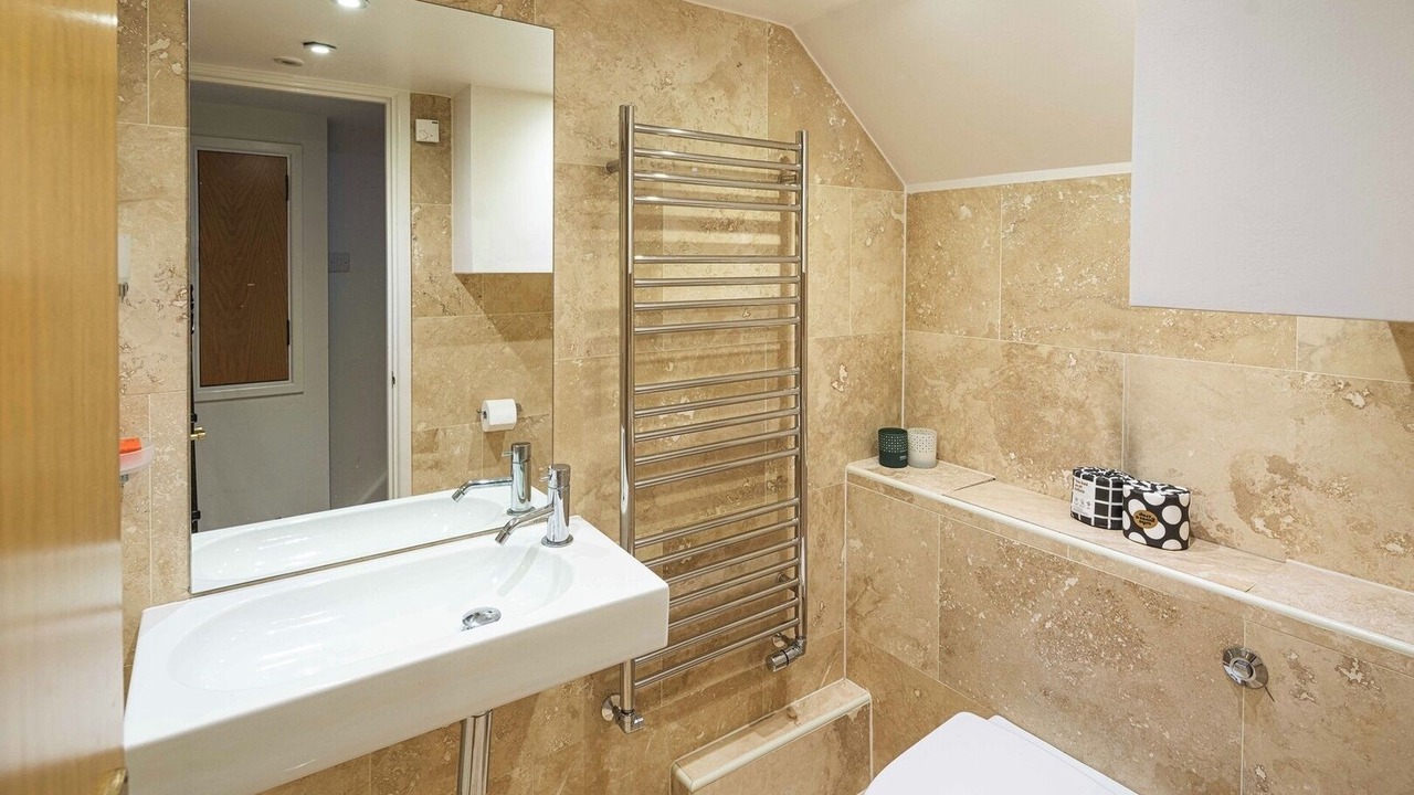 Photo of Bathroom in Hackney Downs