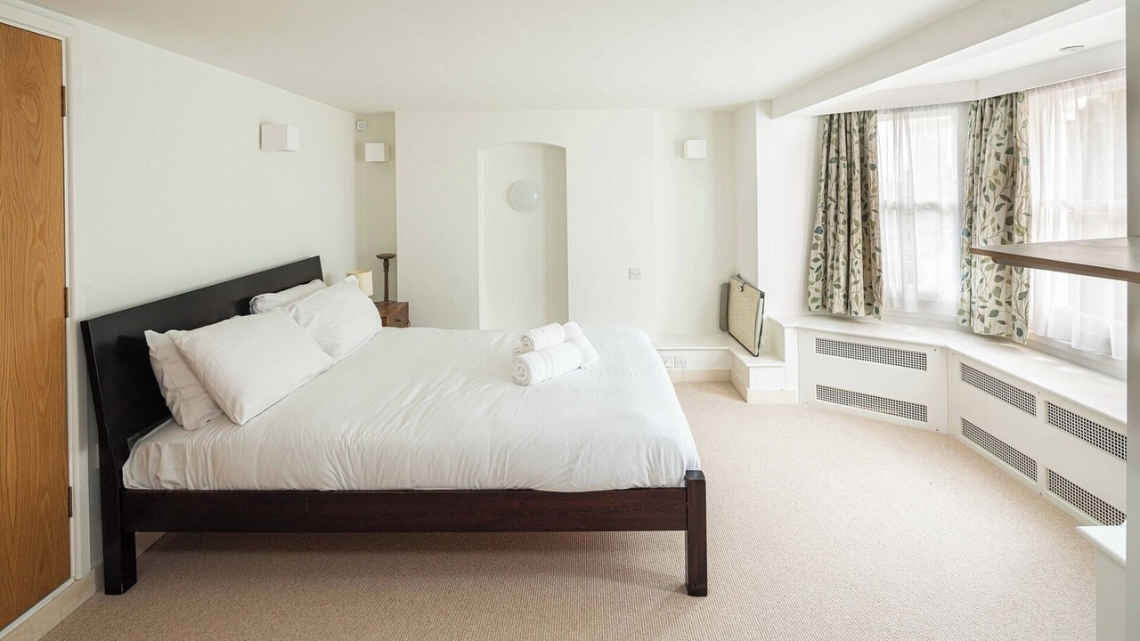 Photo of Bedroom in Hackney Downs