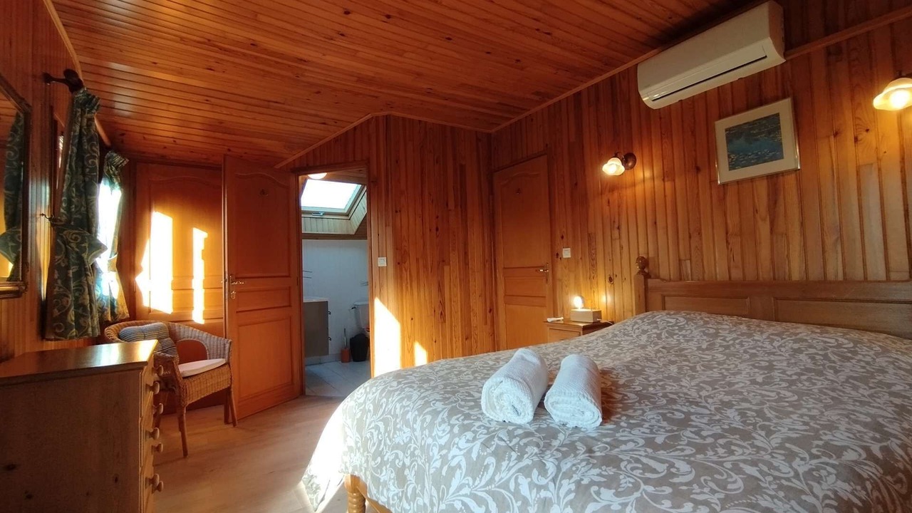 Photo of Bedroom in Lachapelle-Auzac
