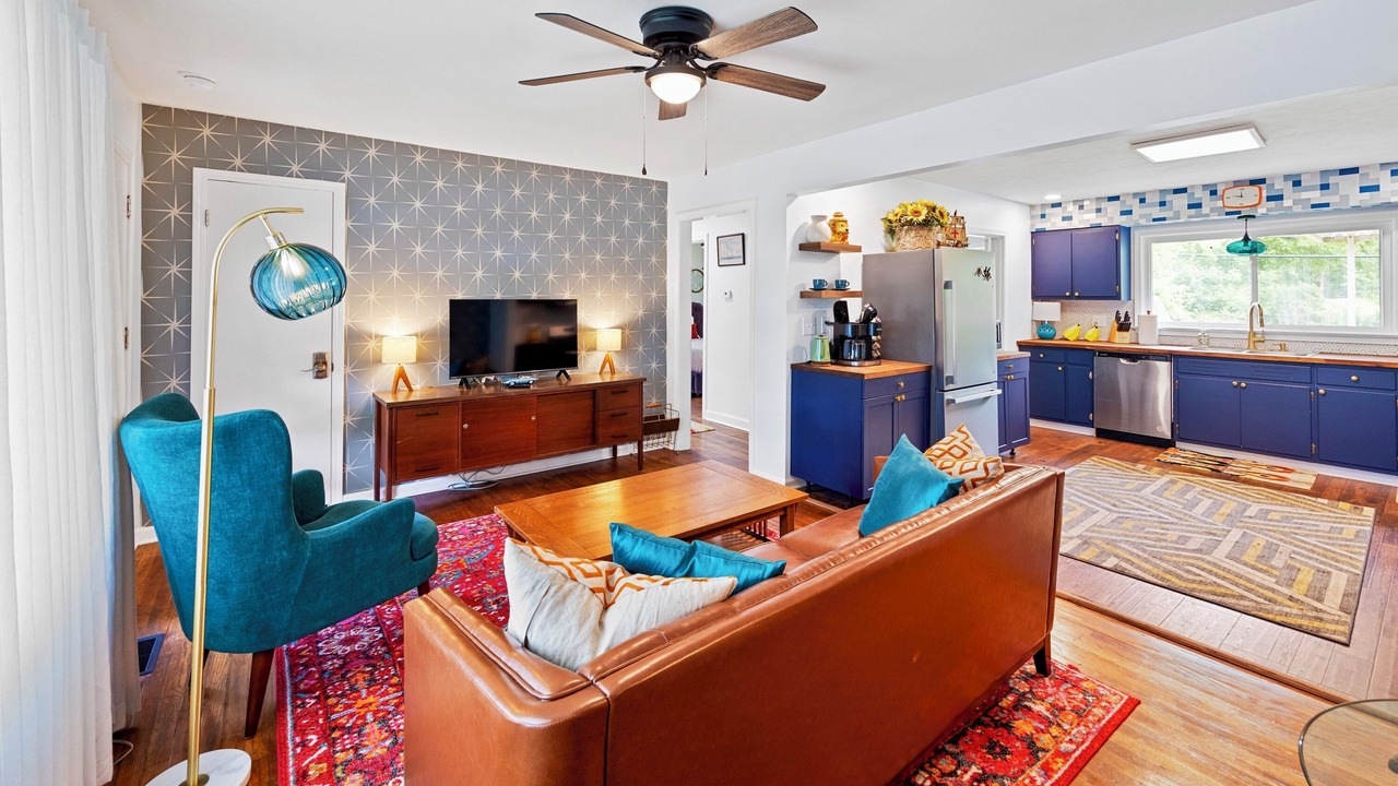 Photo of Livingroom in Jeffersonville