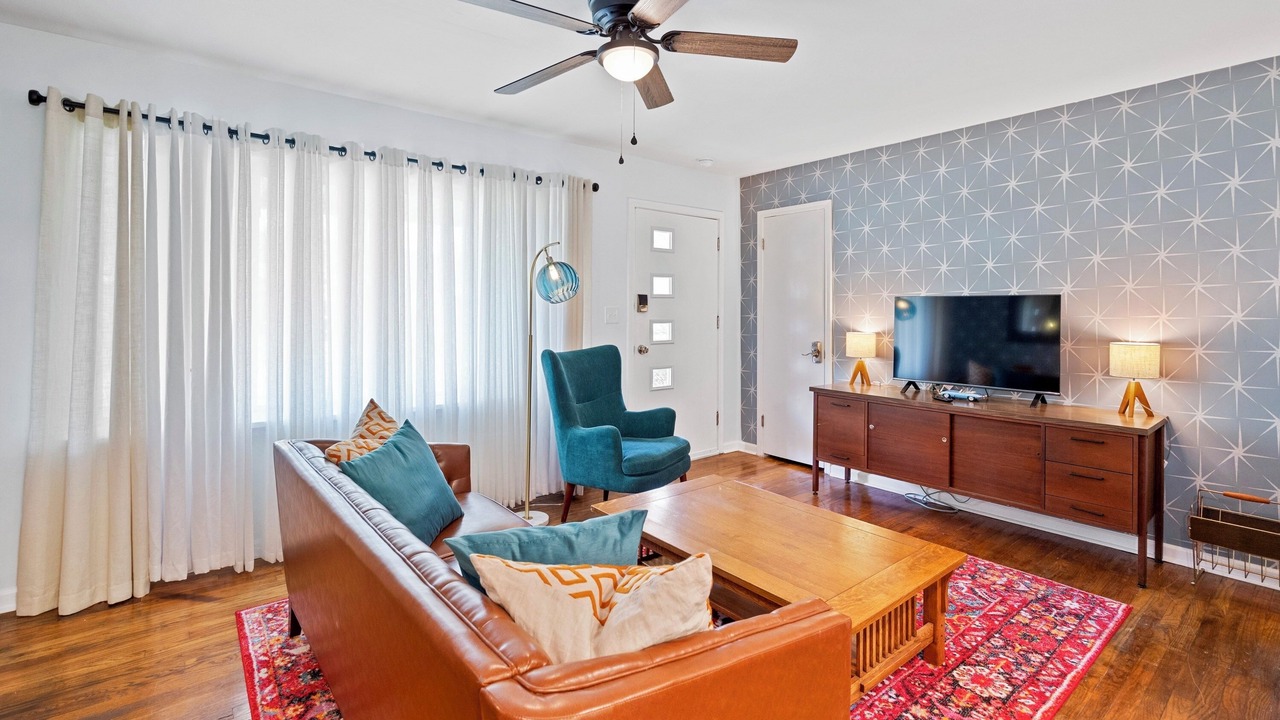 Photo of Livingroom in Jeffersonville
