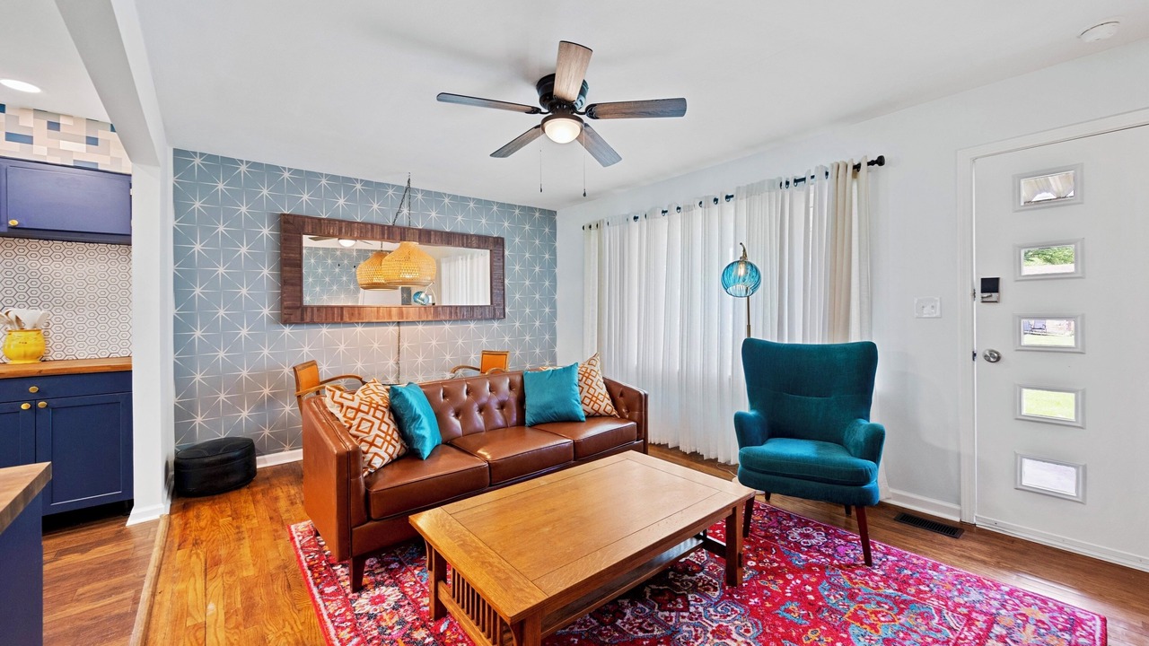 Photo of Livingroom in Jeffersonville