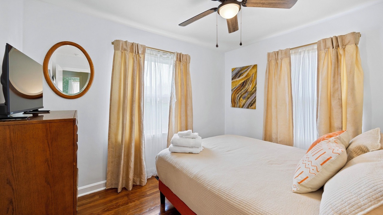 Photo of Bedroom in Jeffersonville