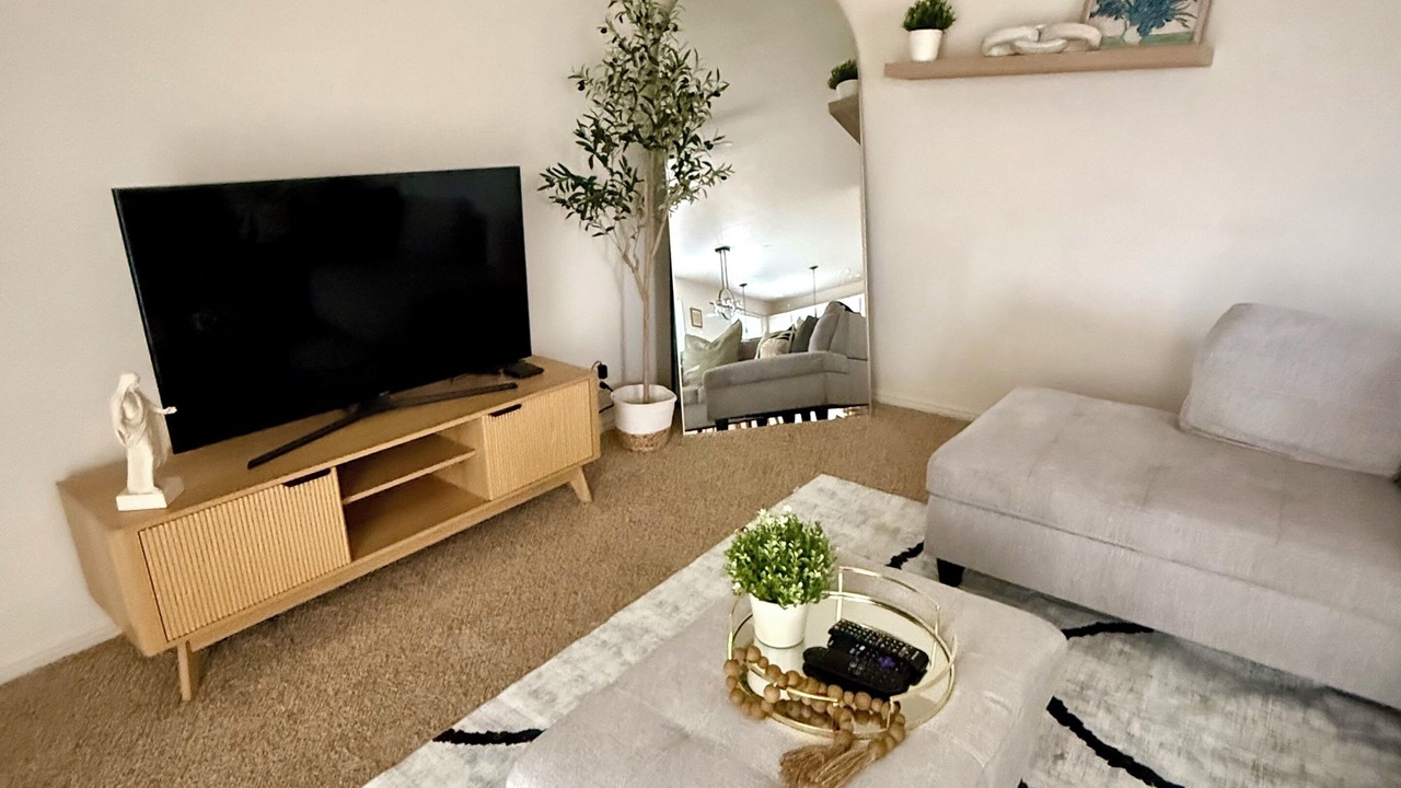 Photo of Livingroom in Provo