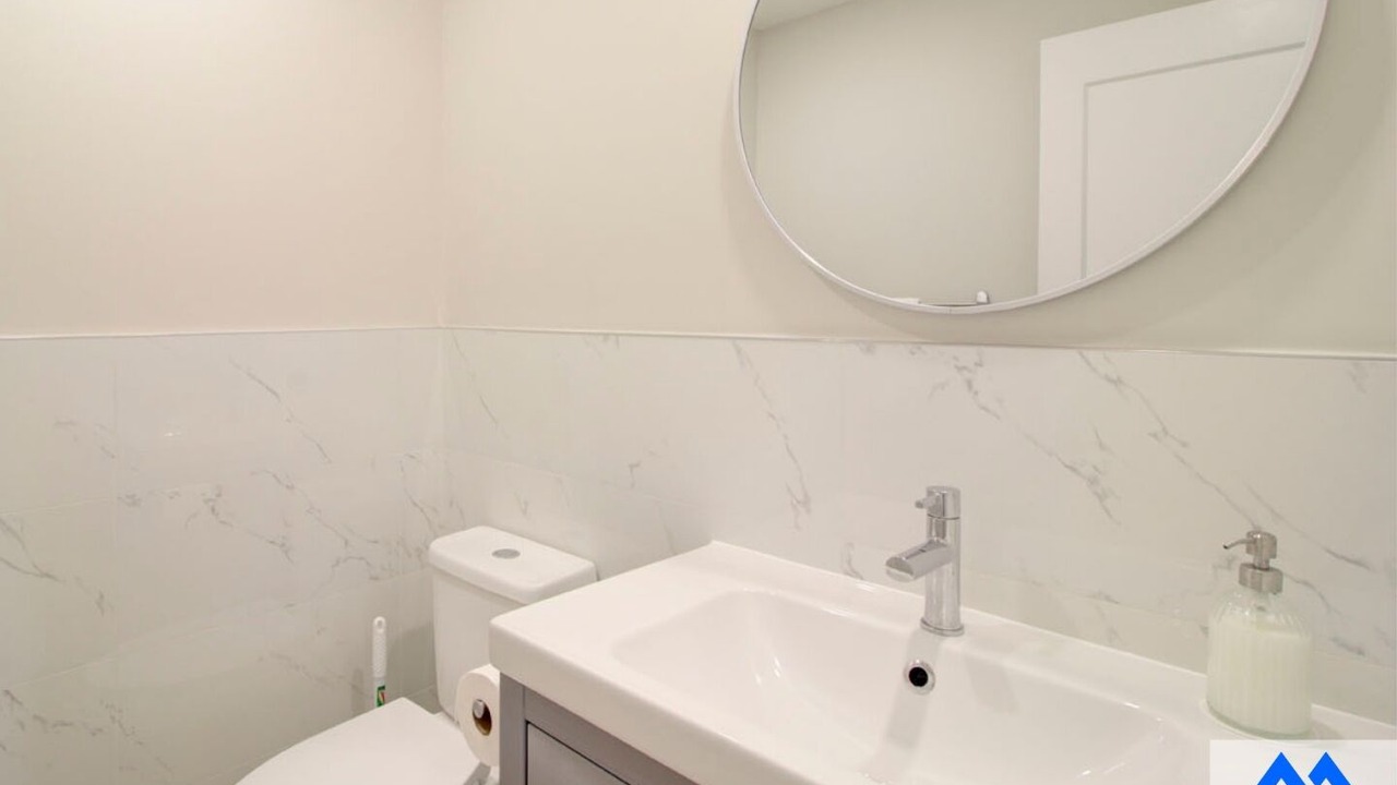Photo of Bathroom in The Blue Mountains