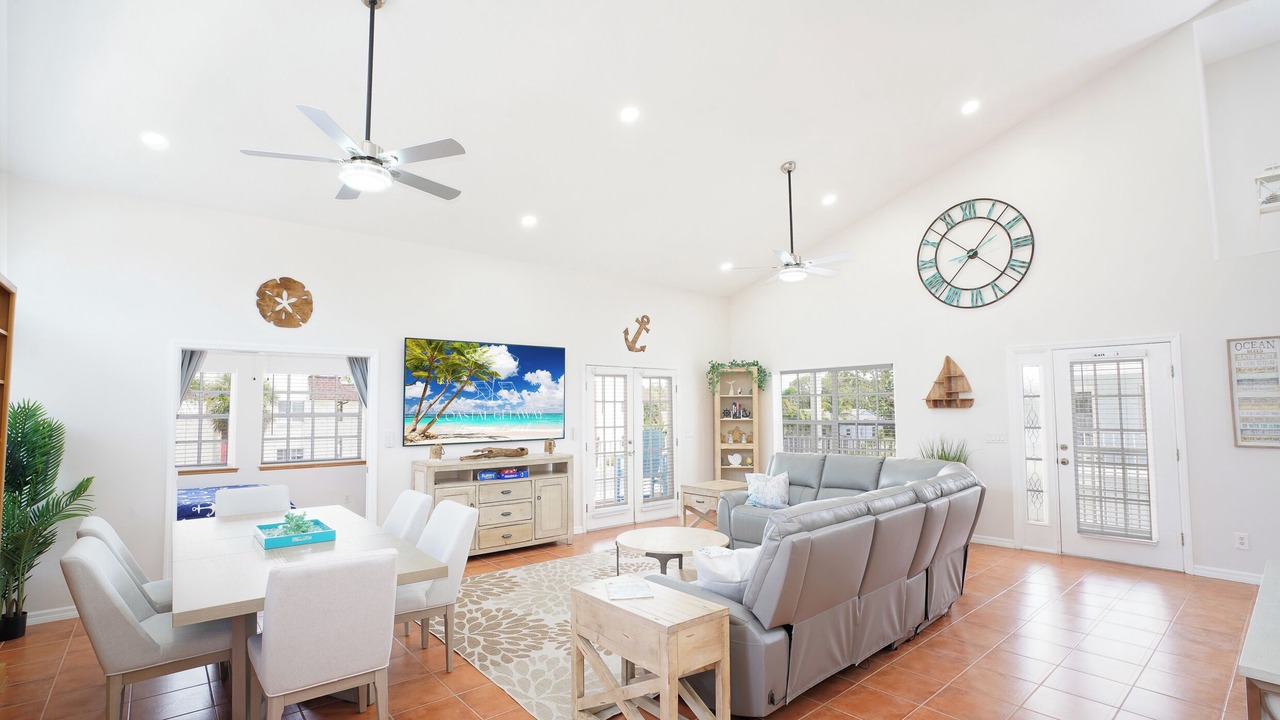 Photo of Livingroom in Indian Rocks Beach