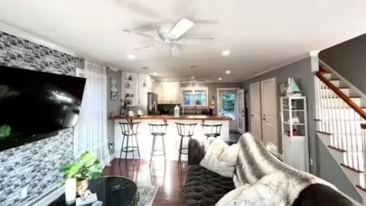 Photo of Livingroom in New Fairfield