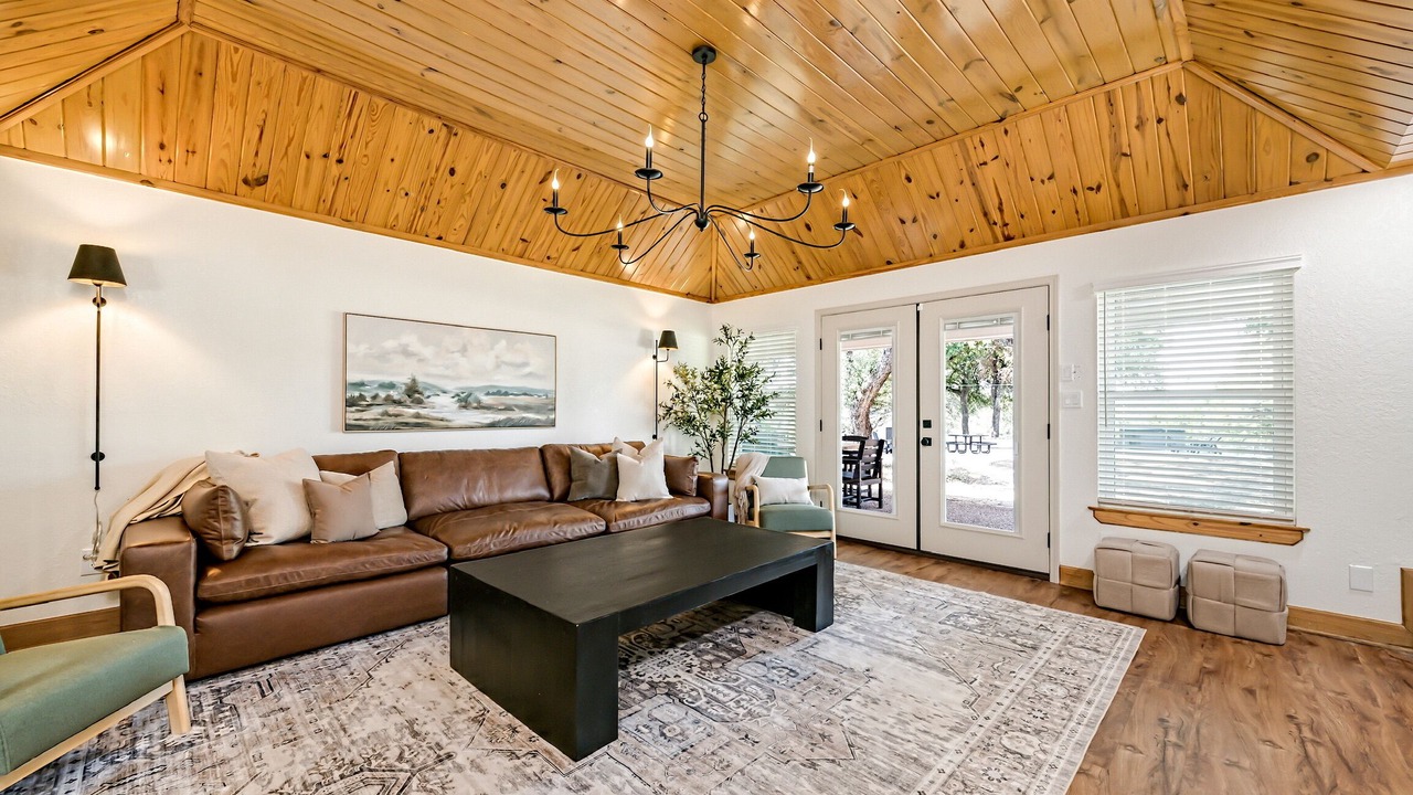 Photo of Livingroom in Laguna Park
