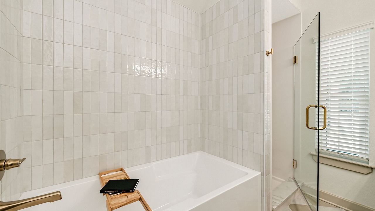 Photo of Bathroom in Laguna Park