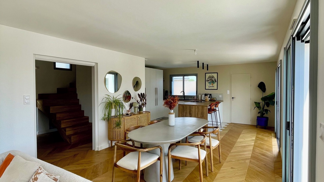 Photo of Others in Sene