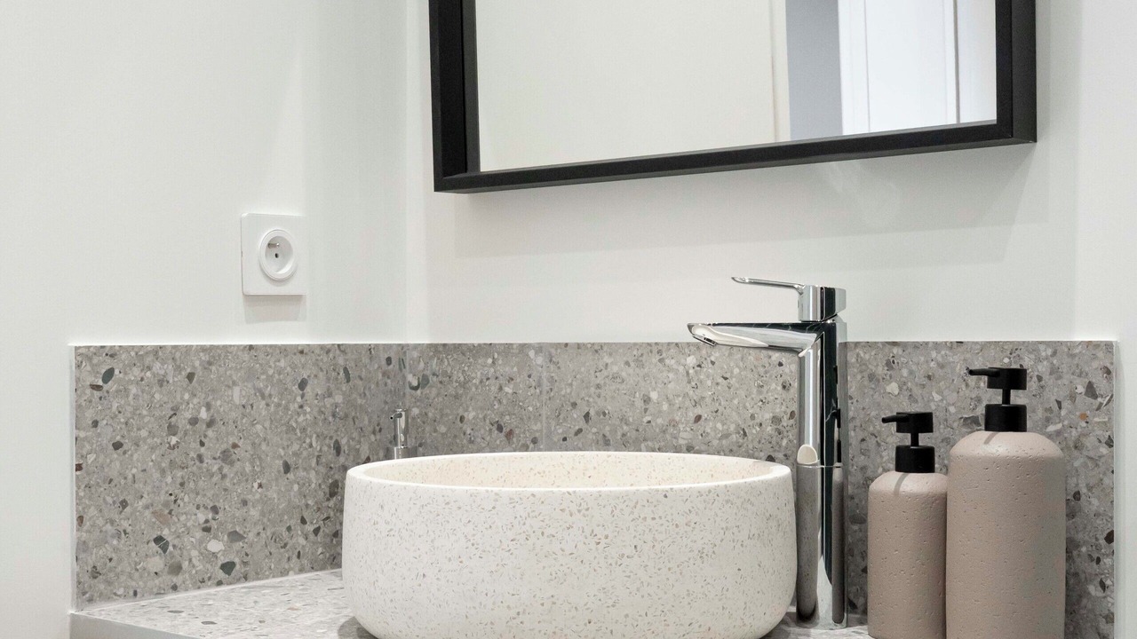Photo of Bathroom in Nemours