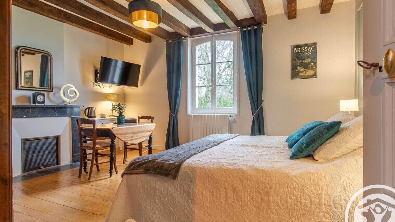 Photo of Bedroom in La Menitre