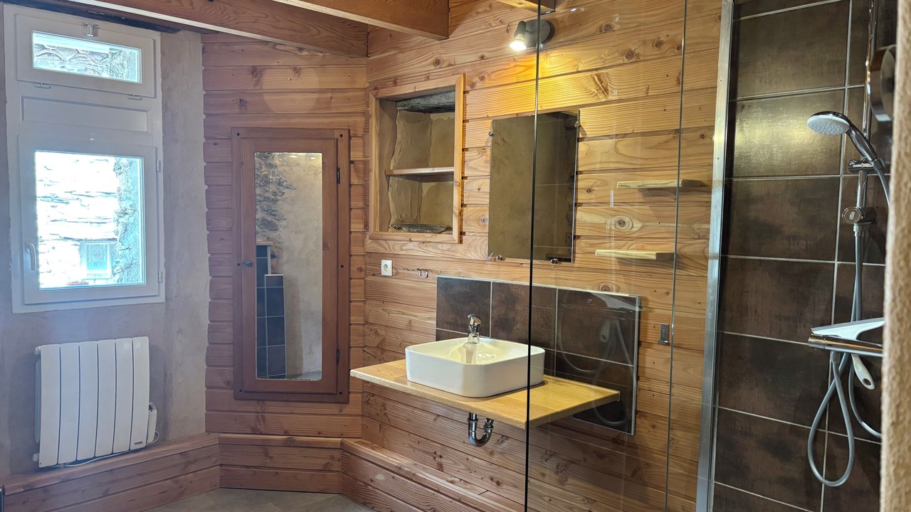 Photo of Bathroom in Aumessas