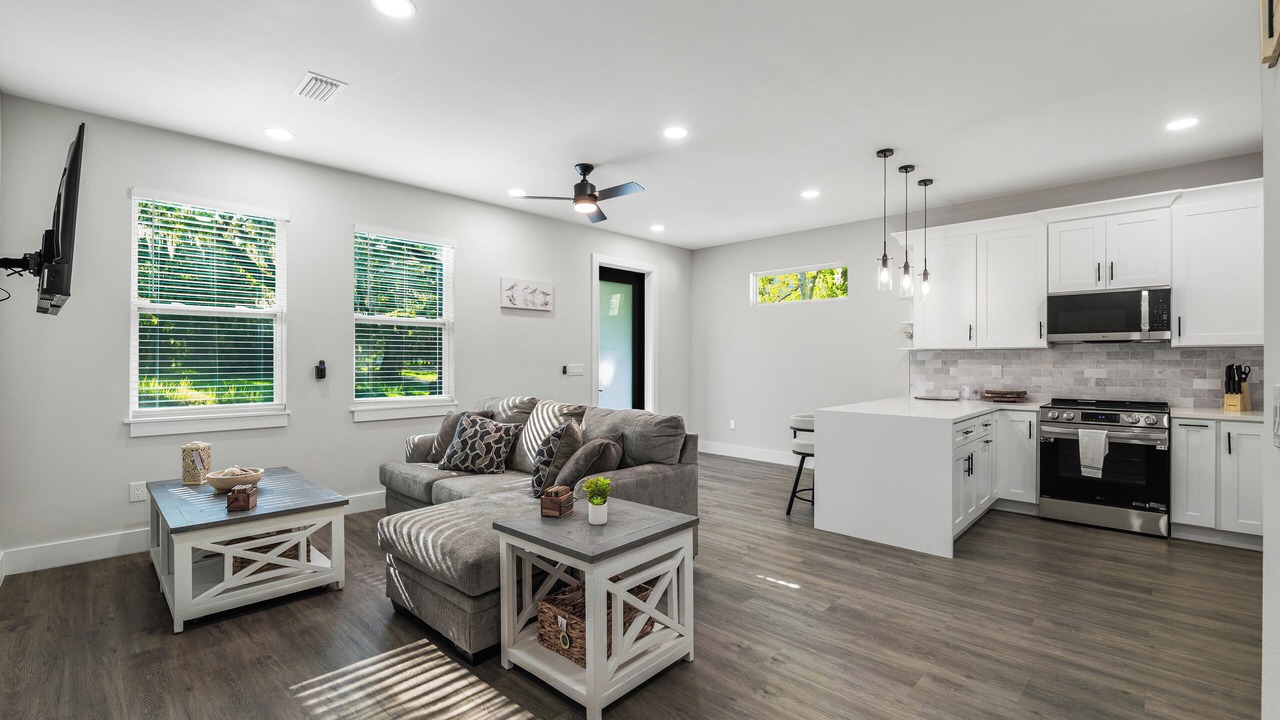 Photo of Livingroom in Brooksville