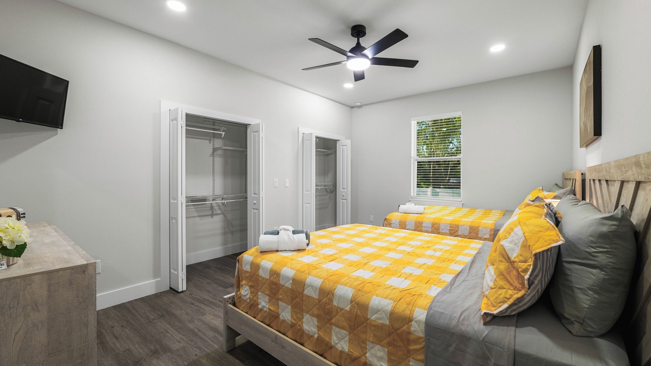 Photo of Bedroom in Brooksville