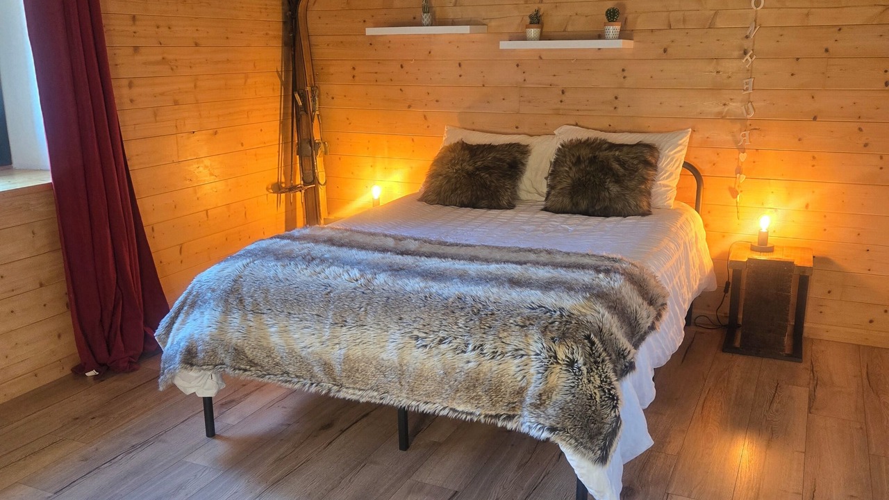 Photo of Bedroom in Thollon-les-Memises