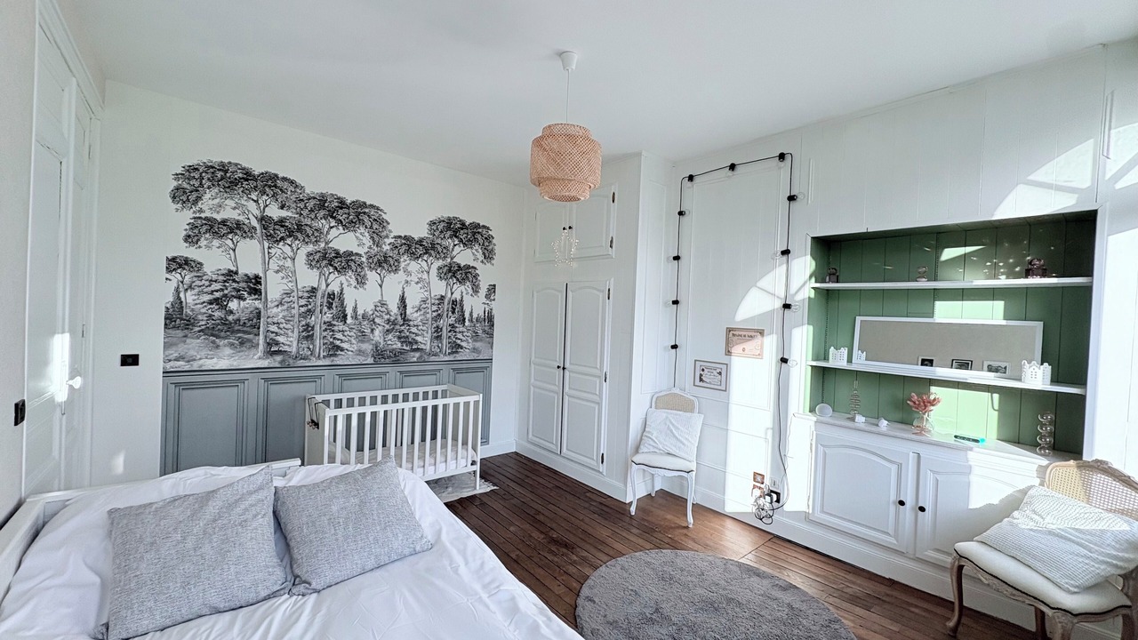 Photo of Bedroom in Charleville-Mezieres