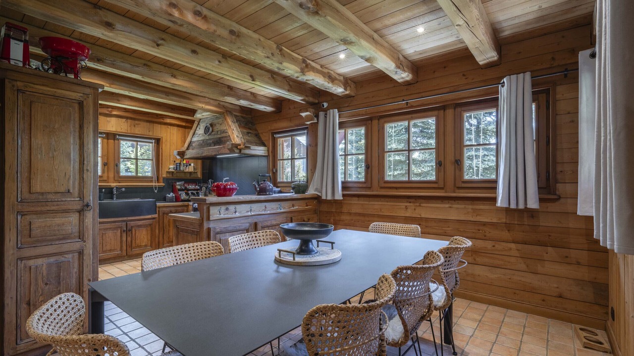 Photo of Others in Forville