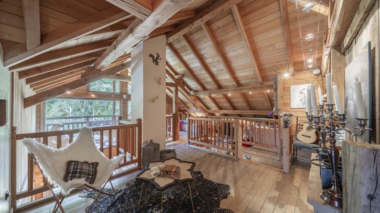 Photo of Others in Forville