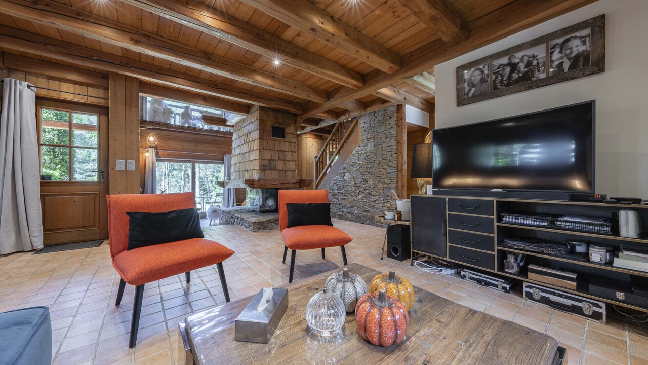 Photo of Others in Forville