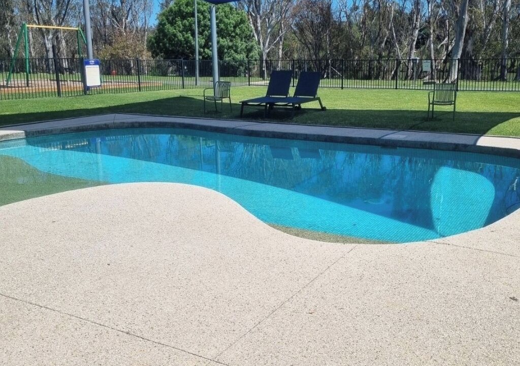 Photo of Outdoor in Bridgewater on Loddon