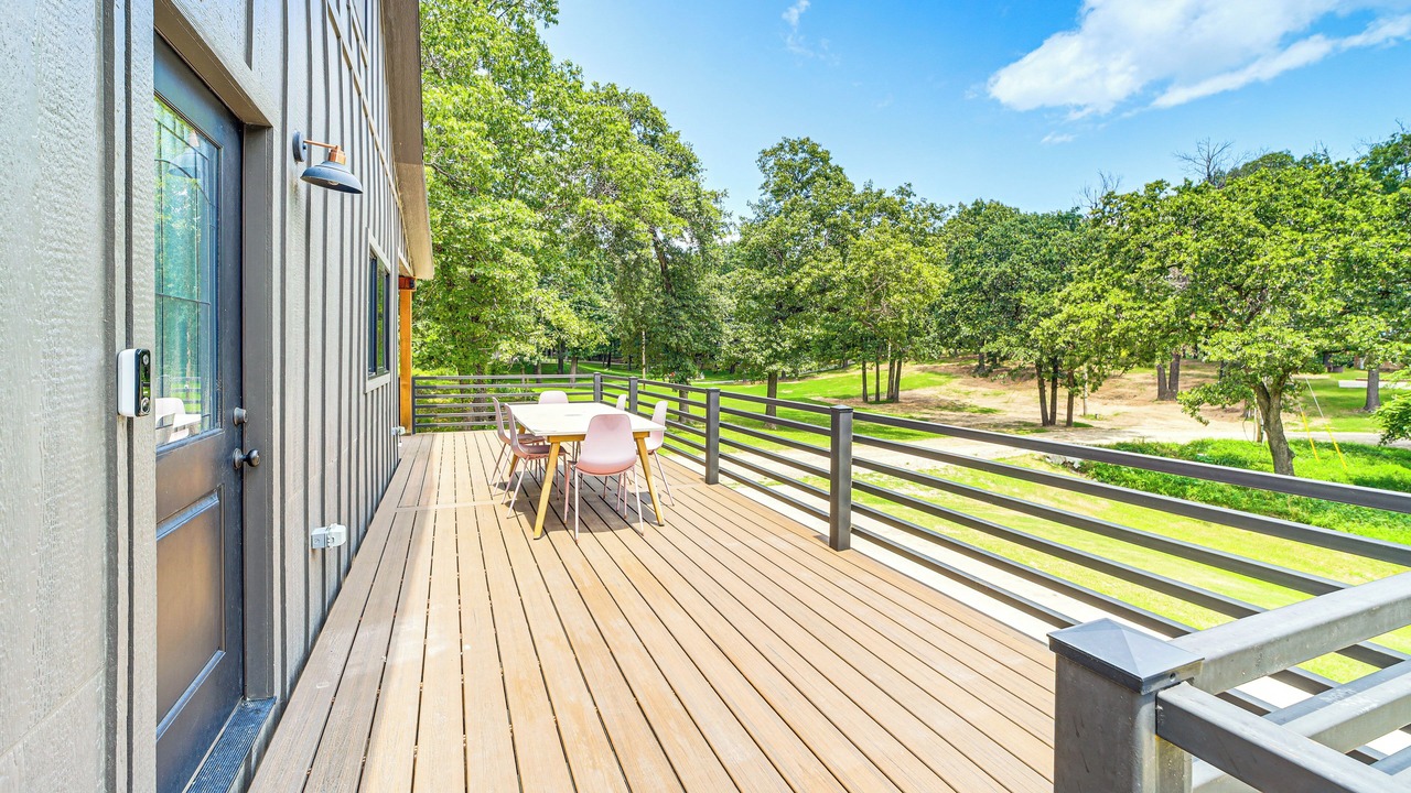 Photo of Outdoor in Hoyt