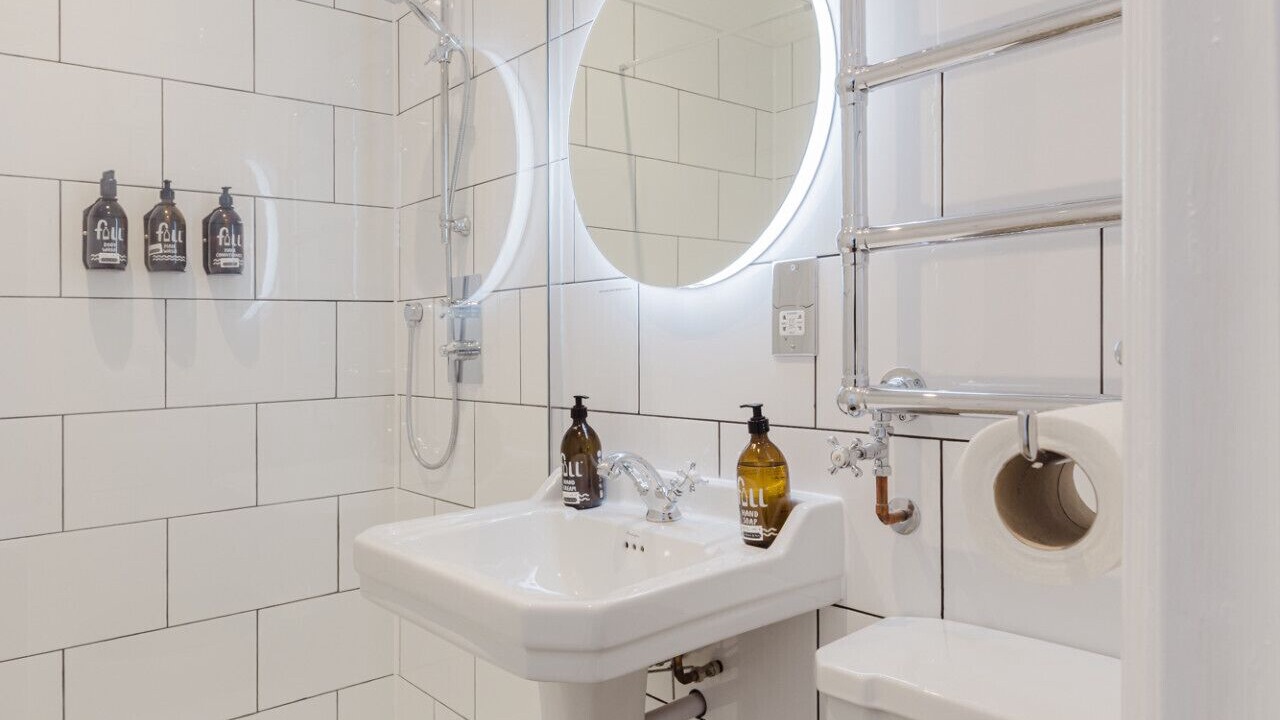 Photo of Bathroom in Tring