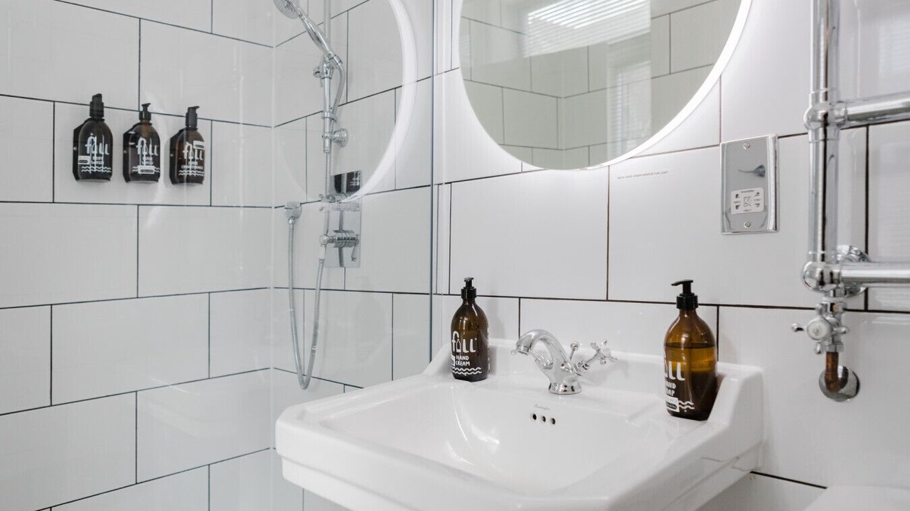 Photo of Bathroom in Tring