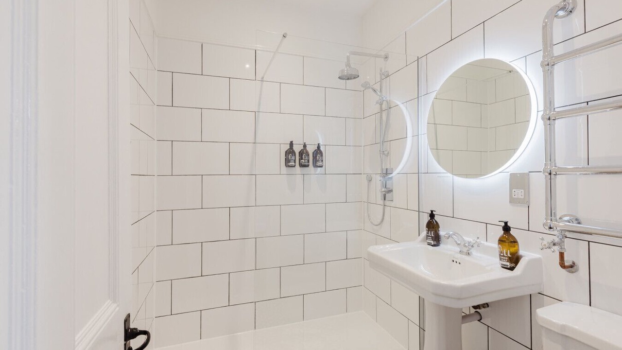 Photo of Bathroom in Tring