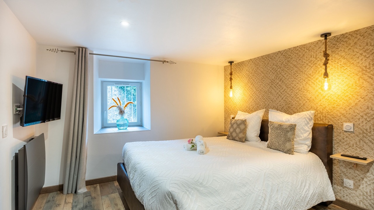 Photo of Bedroom in Saint-Hilaire-le-Vouhis