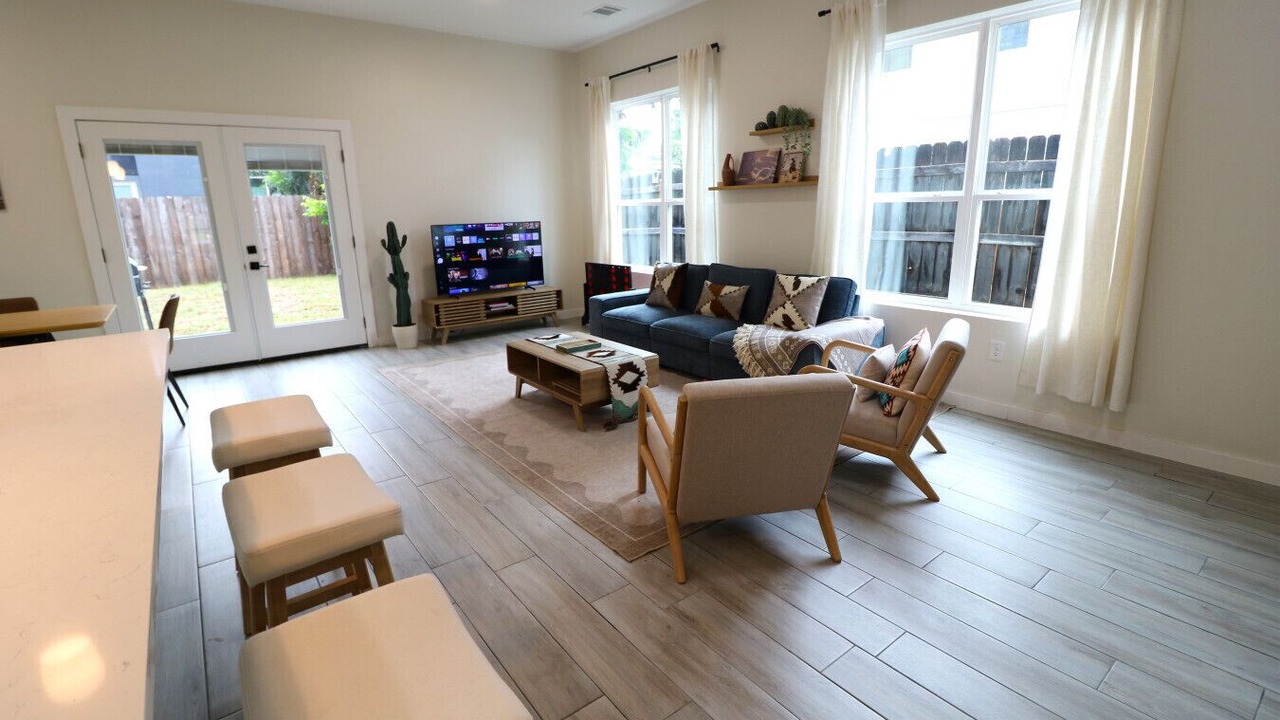 Photo of Bedroom in MLK