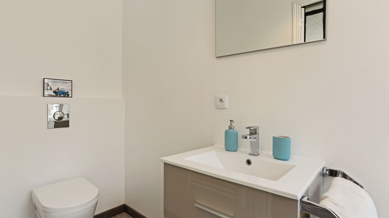 Photo of Bathroom in Cannes City Centre