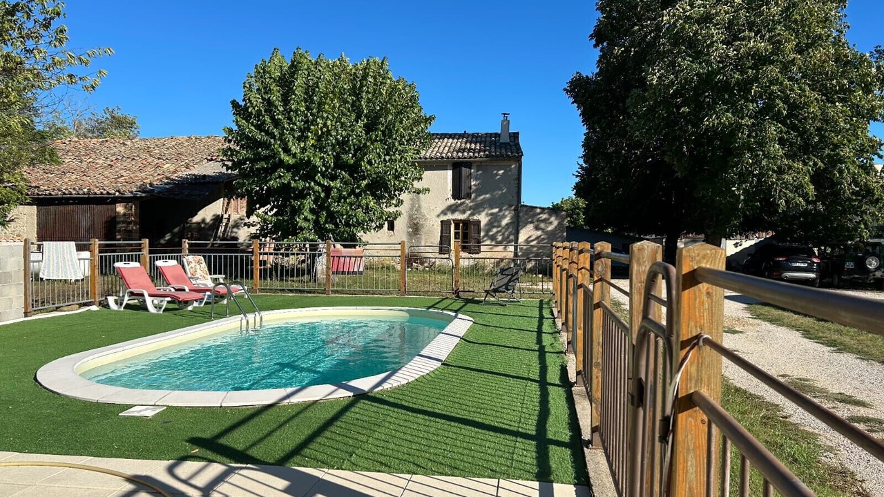 Photo of Outdoor in Revest-des-Brousses