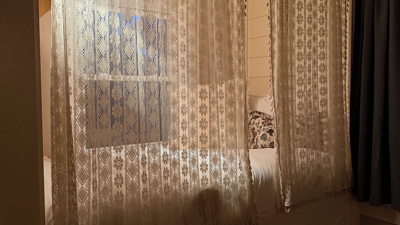 Photo of Bedroom in Eureka Springs
