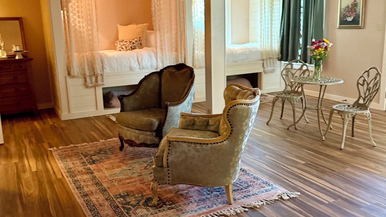 Photo of Bedroom in Eureka Springs