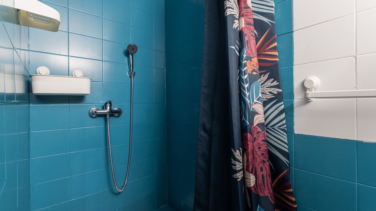 Photo of Bathroom in Roquefort-des-Corbieres