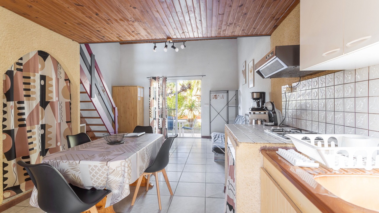 Photo of Kitchen in Roquefort-des-Corbieres