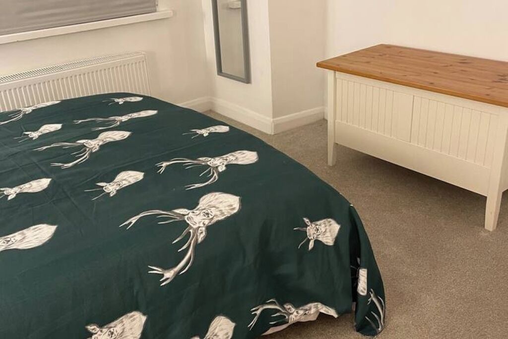 Photo of Bedroom in Gravesend