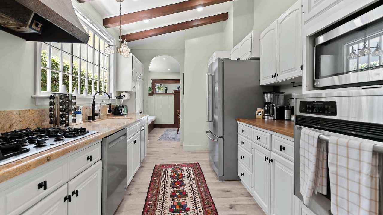 Photo of Kitchen in Marina Peninsula