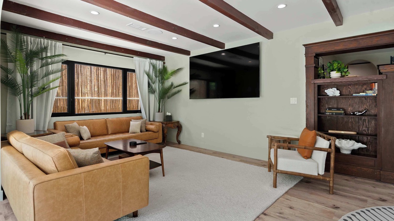 Photo of Livingroom in Marina Peninsula