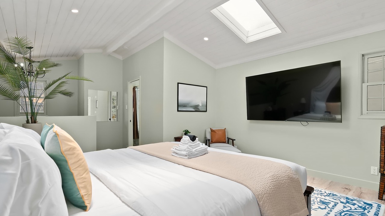 Photo of Bedroom in Marina Peninsula