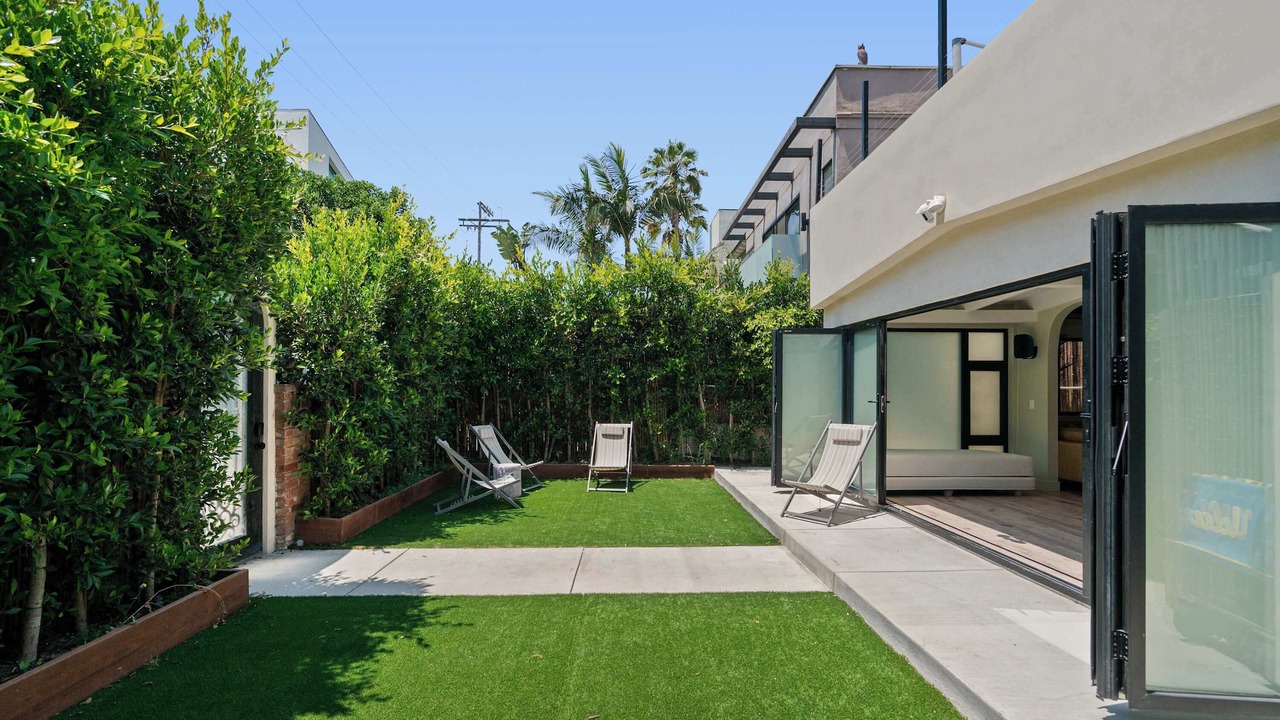Photo of Patio Balcony in Marina Peninsula