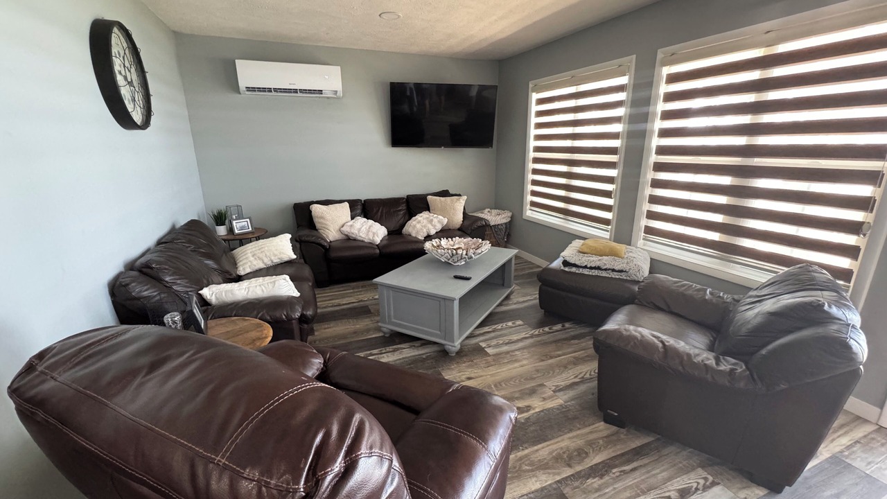 Photo of Livingroom in Elwood