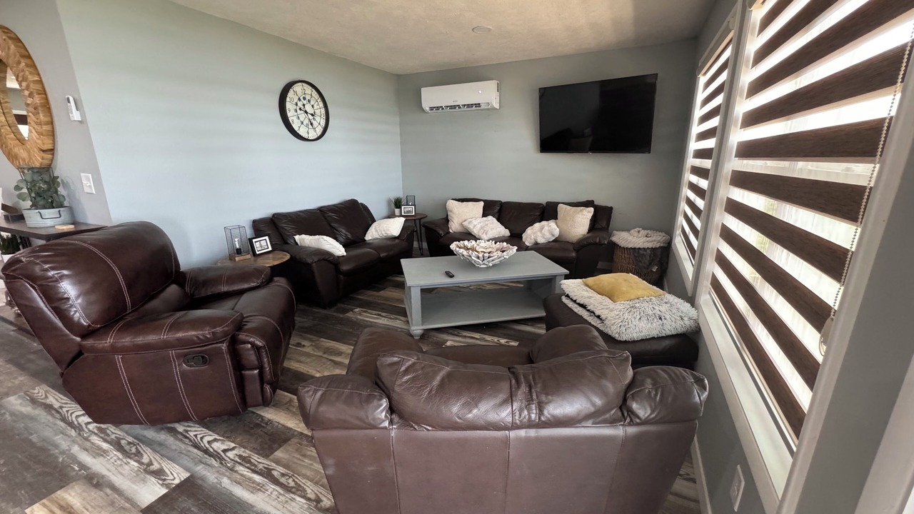 Photo of Livingroom in Elwood
