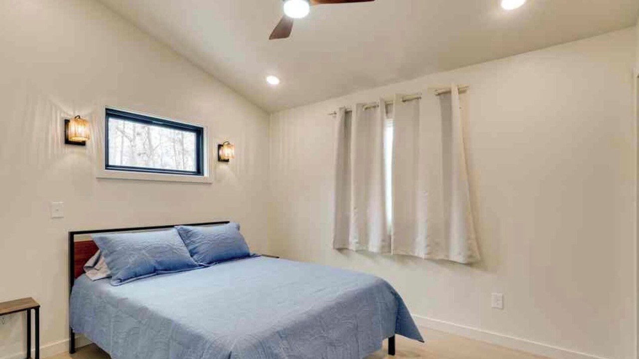 Photo of Bedroom in Crossville