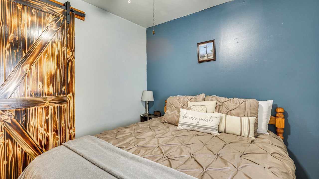 Photo of Bedroom in Belleville