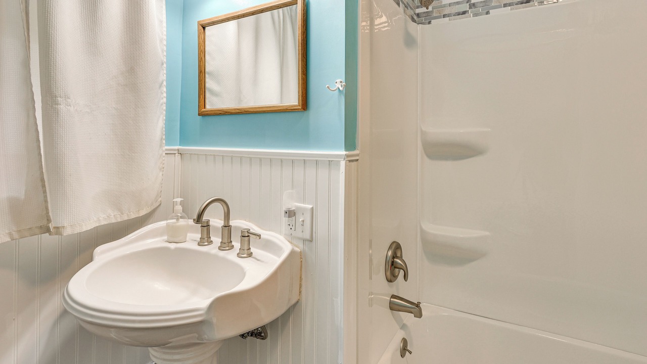 Photo of Bathroom in Belleville